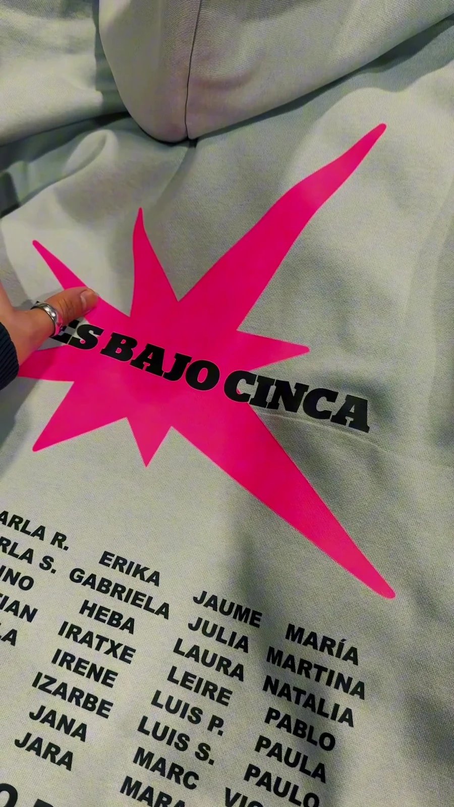 Trabajo real de personalización para una promoción de ESO