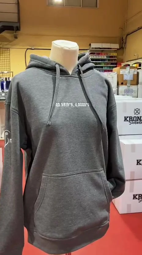 Referencia real de personalización para una promoción de 2º de Bachillerato
