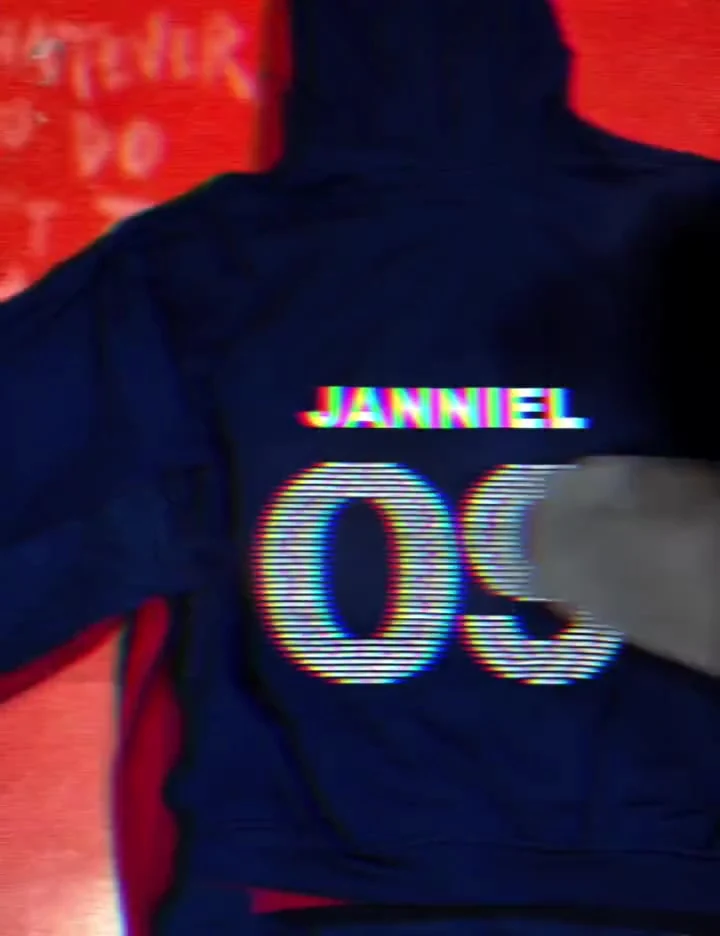 Trasera personalizada con nombre y número para una promoción
