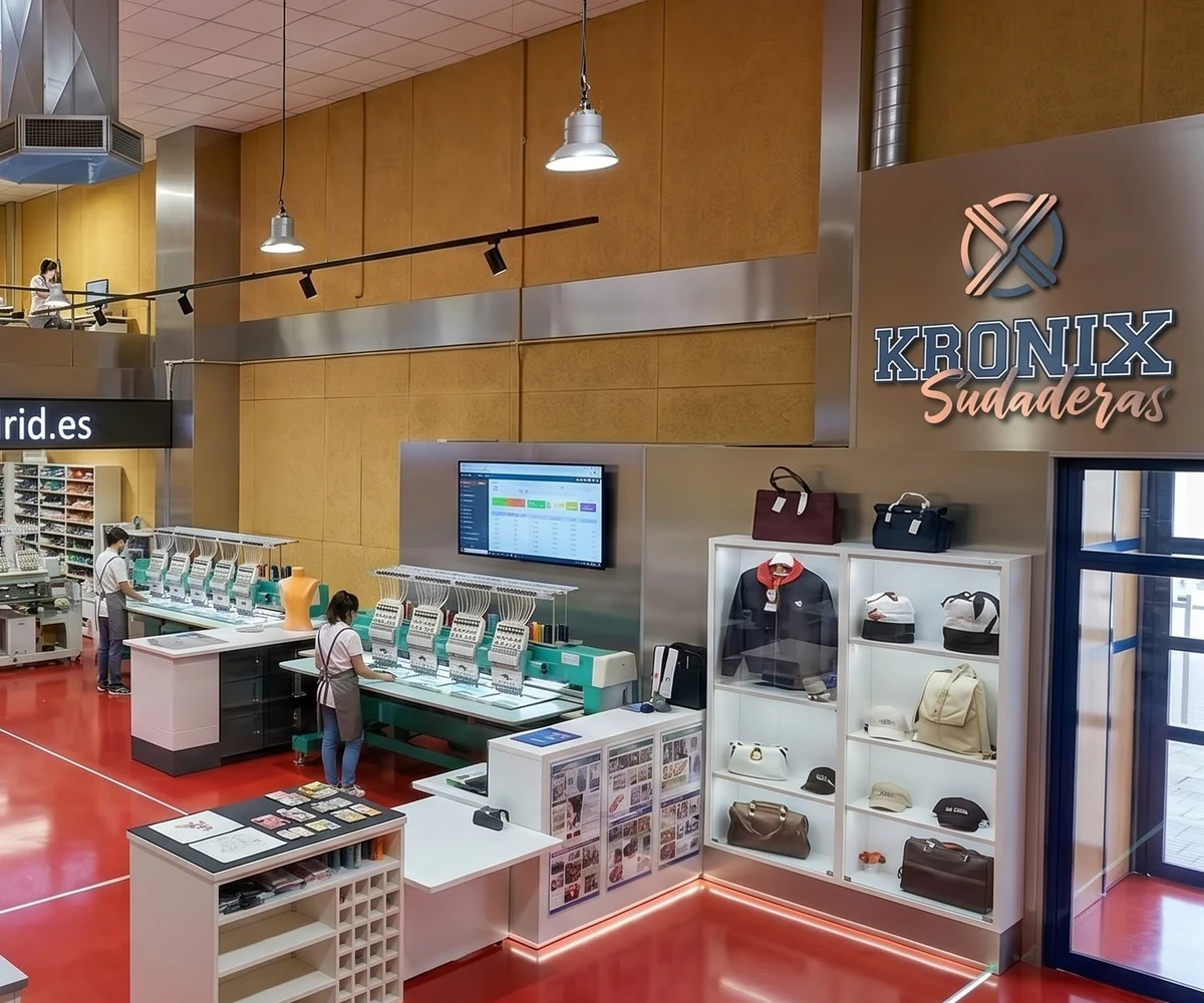 Zona de producción y personalización textil del taller